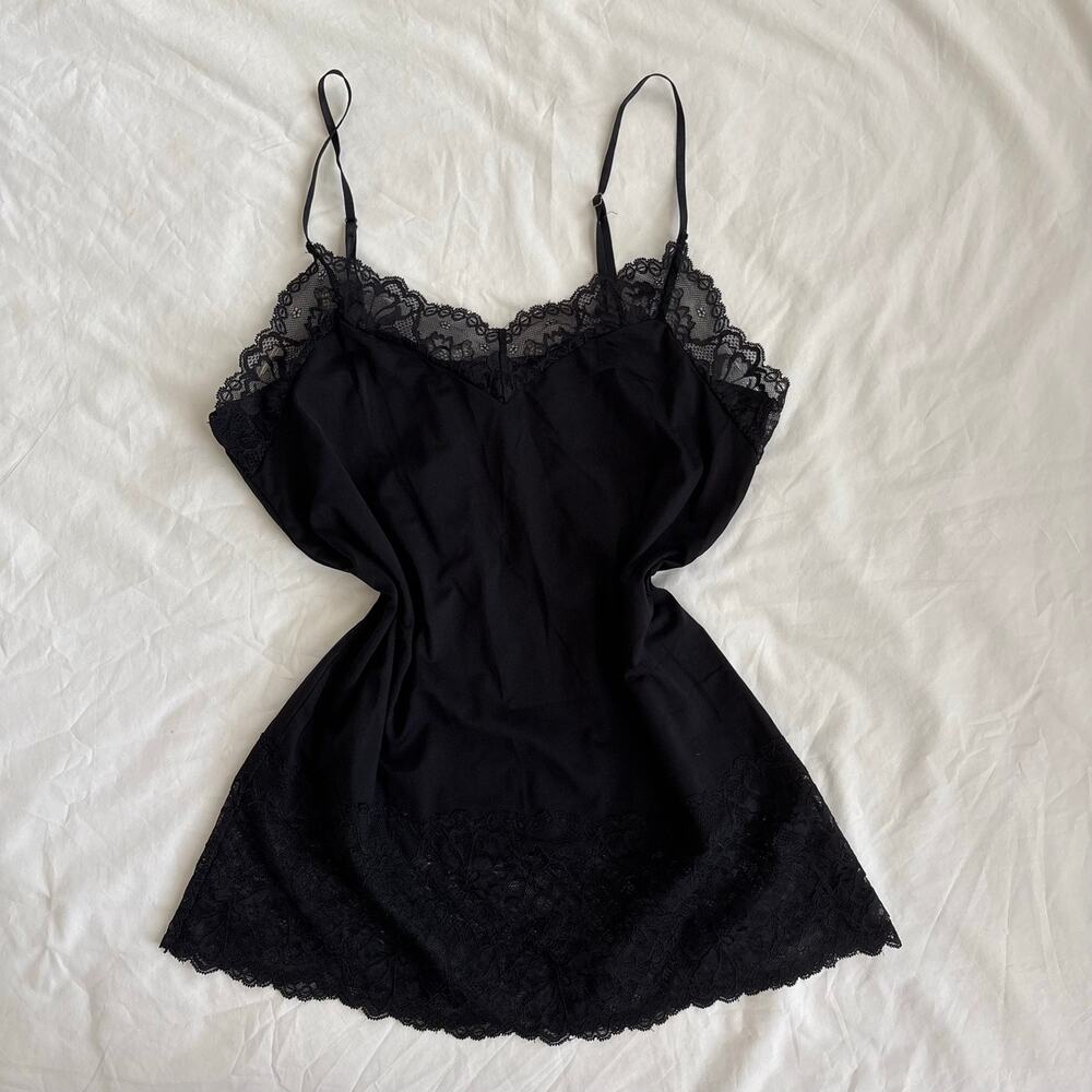 Black Lace Cami White House Black Market Slip Top - Size M